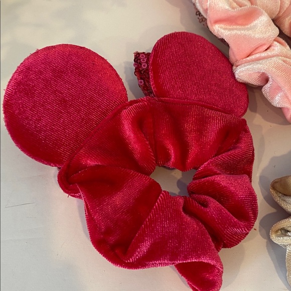 3 Pc Mouse Ears Scrunched Sequin Velvet Hair Tie Cute Hair Elastic - Picture 8 of 8